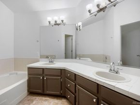 1470 S Quebec Way 129, Denver CO 80231