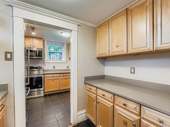 951 N Corona Street 5, Denver CO 80218