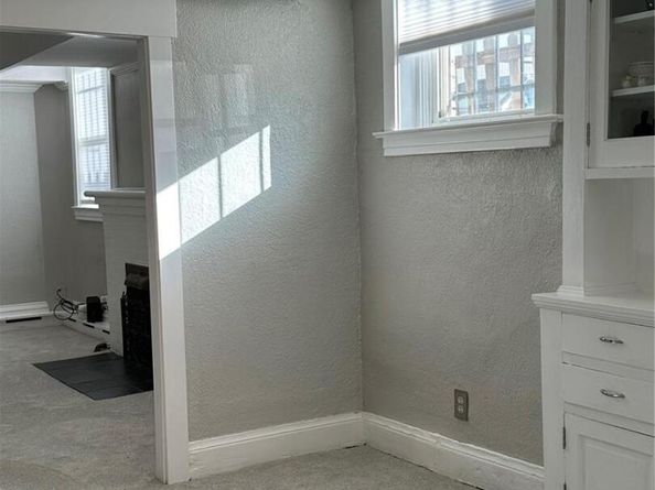 951 N Corona Street 5, Denver CO 80218