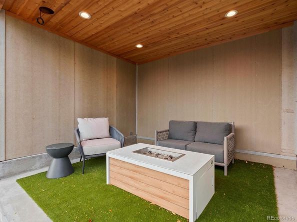 4735 W 38th Avenue, Denver CO 80212