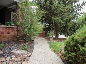 600 York Street, Denver CO 80206