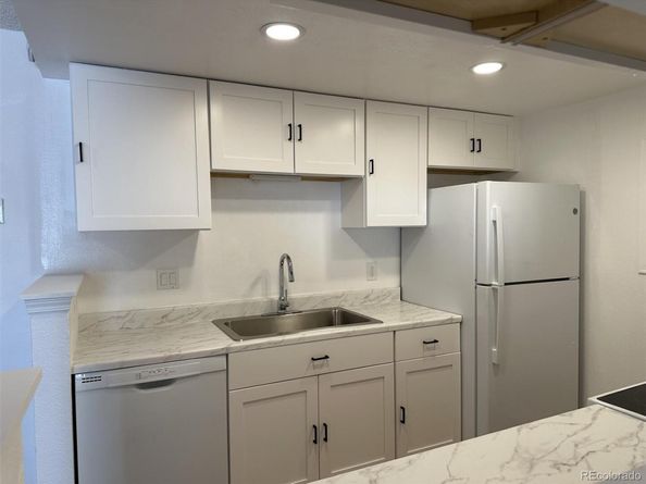 943 S Zeno Way 205, Aurora CO 80017