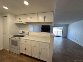943 S Zeno Way 205, Aurora CO 80017