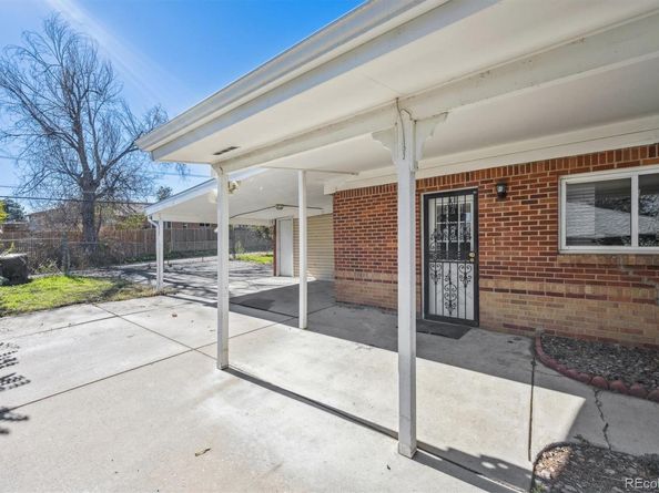 1050 Ash Court, Thornton CO 80229