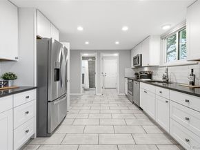 8035 W 9th Avenue, Lakewood CO 80214