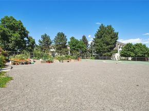 2225 S Jasmine Street 103, Denver CO 80222