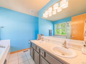 2513 Falcon Drive, Longmont CO 80503