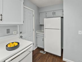 1653 S Blackhawk Way B, Aurora CO 80012