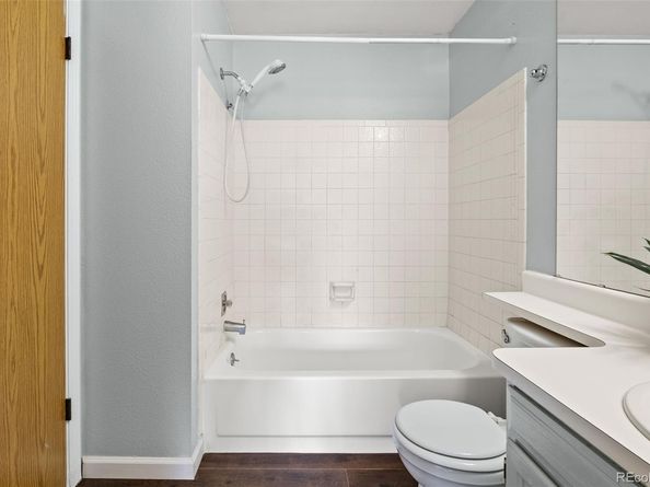 1653 S Blackhawk Way B, Aurora CO 80012