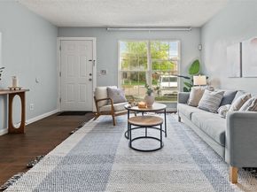 1653 S Blackhawk Way B, Aurora CO 80012