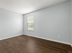 1653 S Blackhawk Way B, Aurora CO 80012