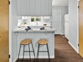 1653 S Blackhawk Way B, Aurora CO 80012