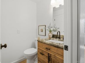 5576 W Hinsdale Place, Littleton CO 80128