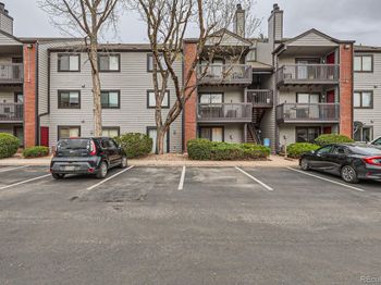 6388 Oak Court