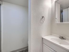 17681 E Loyola Drive E, Aurora CO 80013