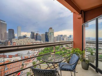 100 Park Avenue W