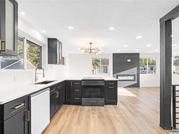 220 S Raleigh Street, Denver CO 80219