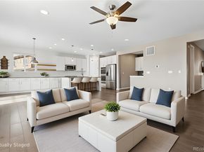 4825 S Riviera Way, Aurora CO 80015