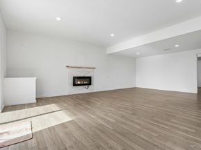 4825 S Riviera Way, Aurora CO 80015