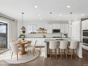 4825 S Riviera Way, Aurora CO 80015