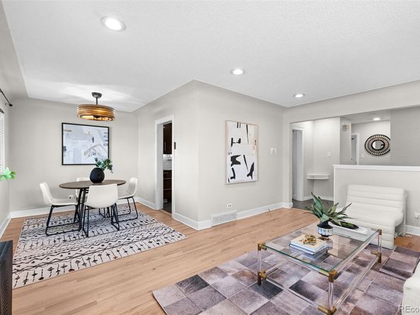 Undisclosed Address #2374424, Denver CO 80207