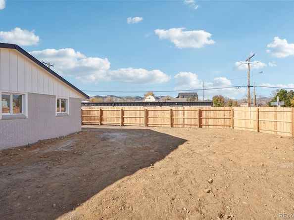 15834 W 11th Avenue, Golden CO 80401