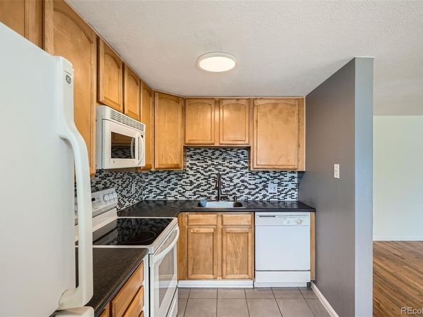 1182 N Clermont Street 101, Denver CO 80220