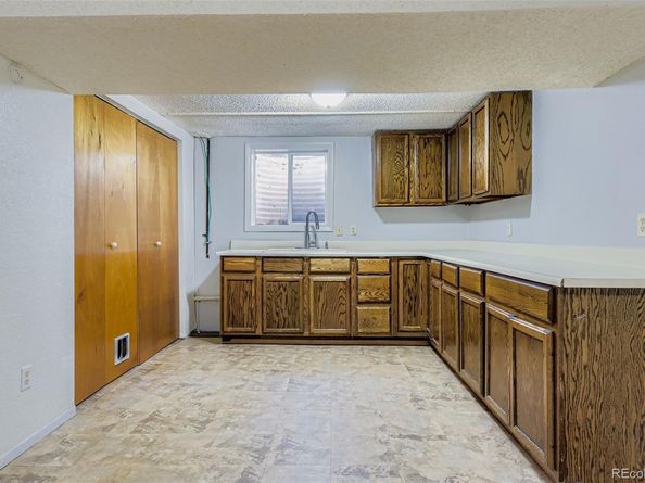 1805 E Panama Drive, Centennial CO 80121