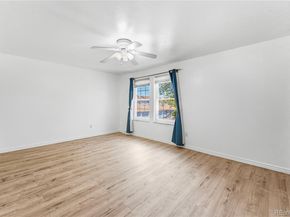 125 Paris Circle, Aurora CO 80011