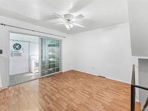 125 Paris Circle, Aurora CO 80011