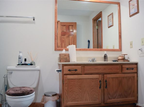 713 Kittredge Court, Aurora CO 80011