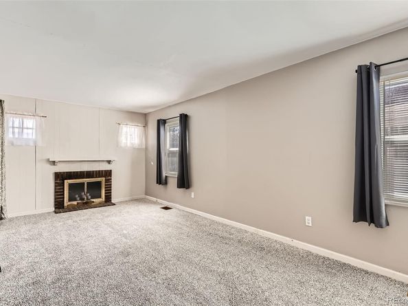 3016 S Grape Way, Denver CO 80222