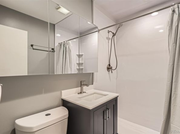 3016 S Grape Way, Denver CO 80222