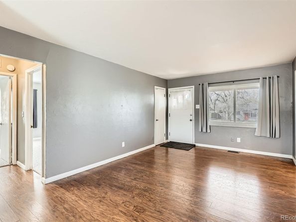 3016 S Grape Way, Denver CO 80222