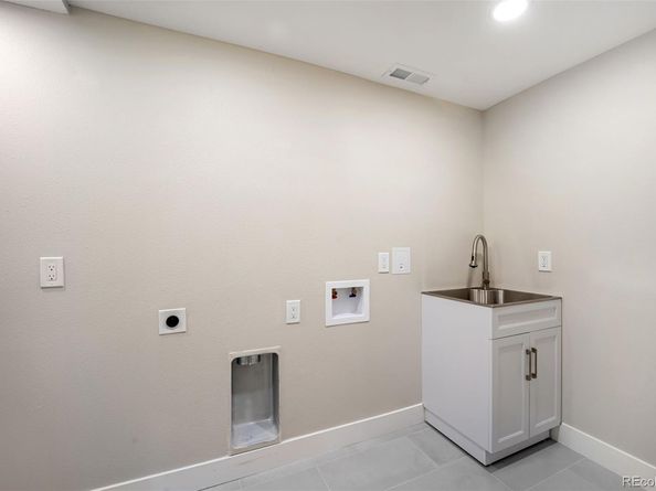 4114 S Niagara Way, Denver CO 80237