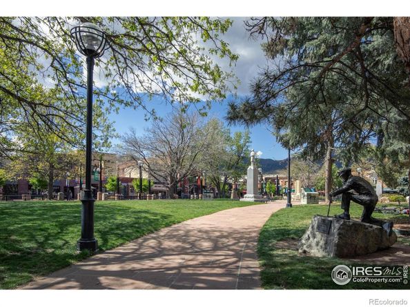 2711 Mapleton Avenue 27, Boulder CO 80304