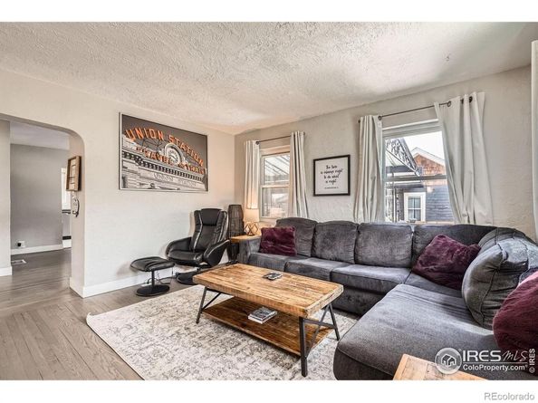 4009 W 52nd Avenue, Denver CO 80212