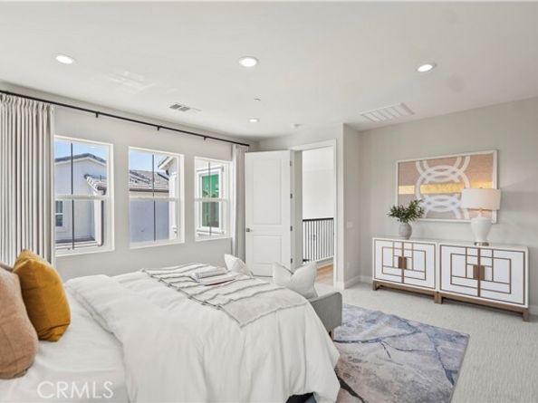 251 Brackens, Lake Forest (el Toro) CA 92630