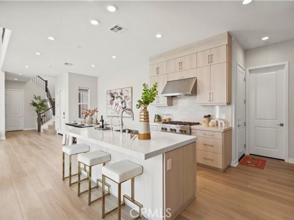 251 Brackens, Lake Forest (el Toro) CA 92630
