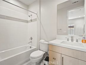 251 Brackens, Lake Forest (el Toro) CA 92630
