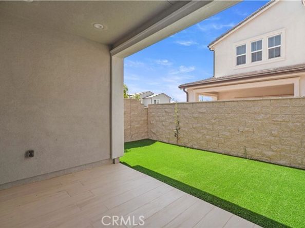 251 Brackens, Lake Forest (el Toro) CA 92630