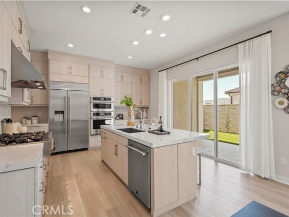 251 Brackens, Lake Forest (el Toro) CA 92630