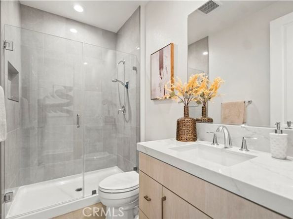 251 Brackens, Lake Forest (el Toro) CA 92630