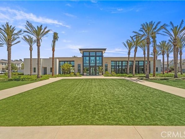 251 Brackens, Lake Forest (el Toro) CA 92630