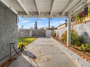 1817 N Hollywood, Burbank CA 91505