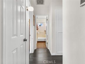 1817 N Hollywood, Burbank CA 91505