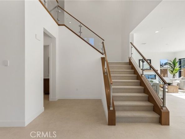 9530 N Andora Avenue, Chatsworth (los Angeles) CA 91311