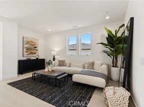 9530 N Andora Avenue, Chatsworth (los Angeles) CA 91311