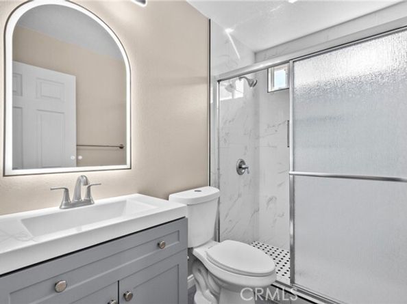 9447 Hendrix, North Hills (los Angeles) CA 91343