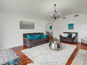 5723 Ensign, North Hollywood (los Angeles) CA 91601